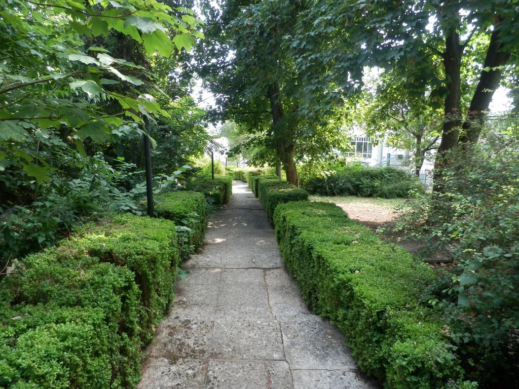 Olimpia Supersnab Hotel Balchik Ngoại thất bức ảnh