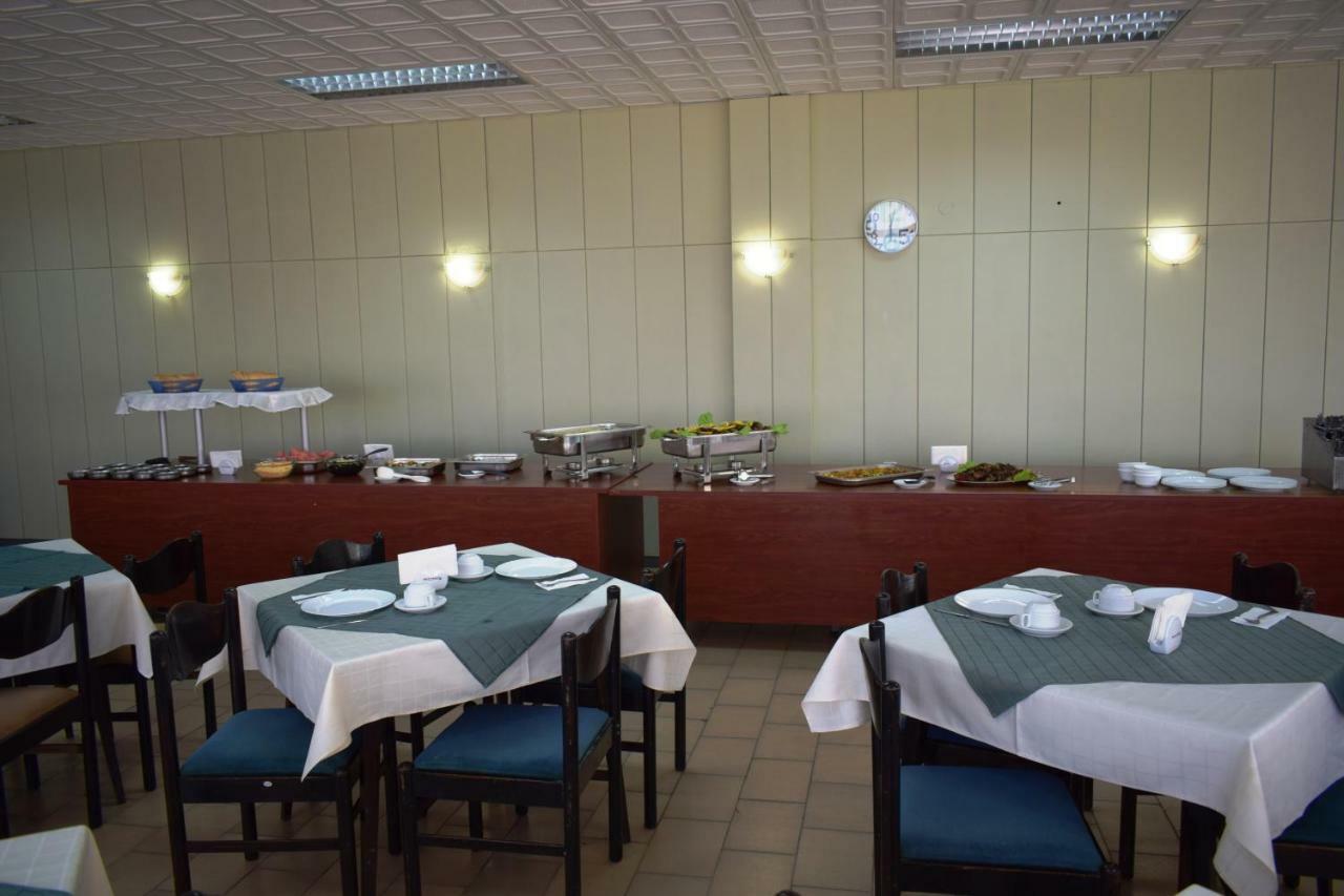 Olimpia Supersnab Hotel Balchik Ngoại thất bức ảnh